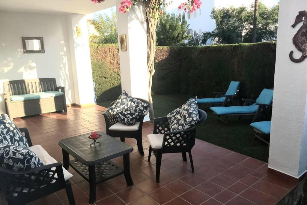 2 bedroom, Sea Front Complex w Pool&private garden Jávea Exterior foto