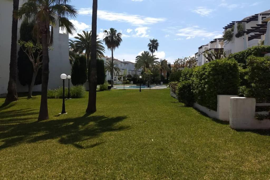 2 bedroom, Sea Front Complex w Pool&private garden Jávea Exterior foto
